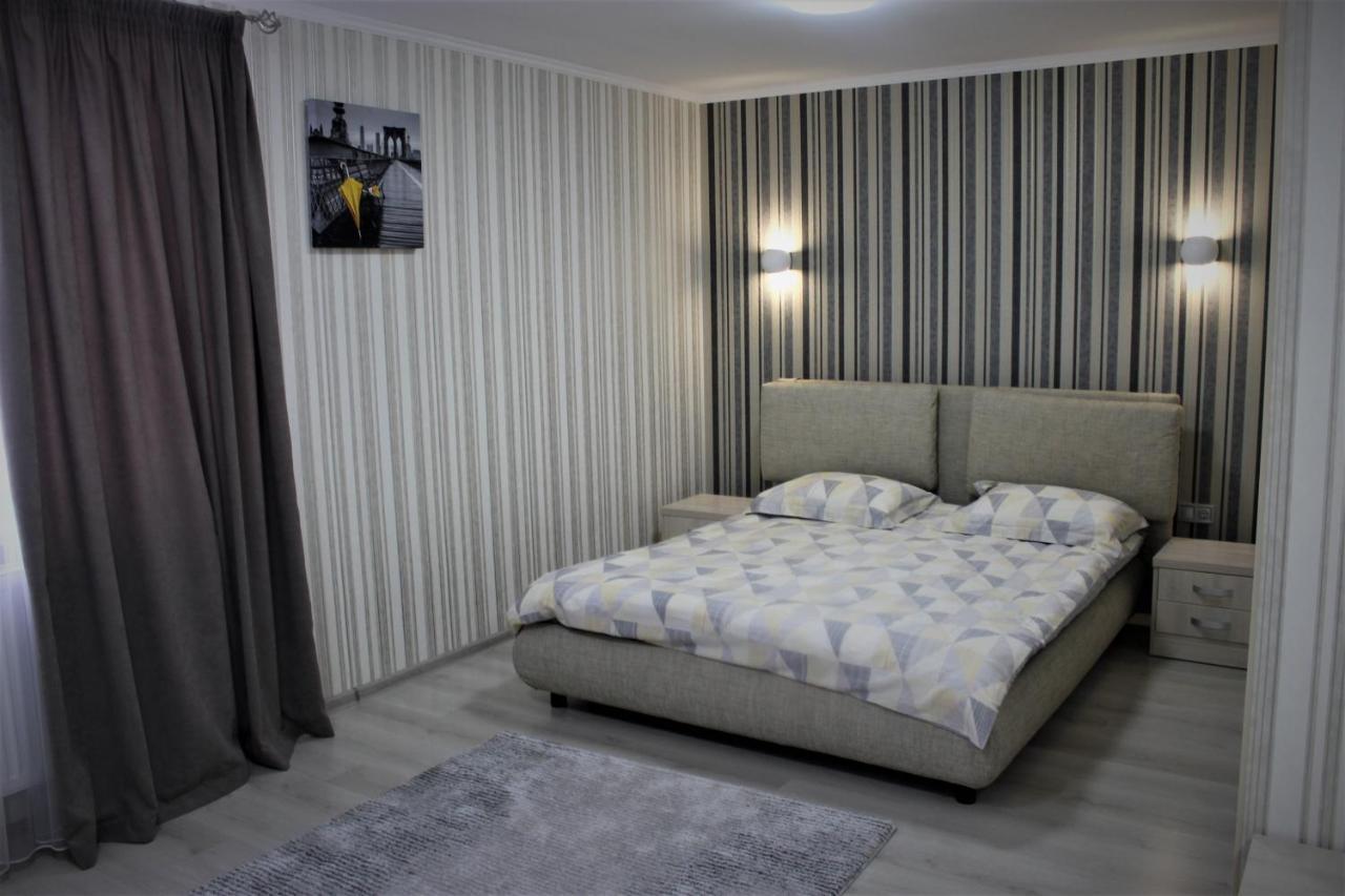 Латориця Hotel Suskovo Buitenkant foto