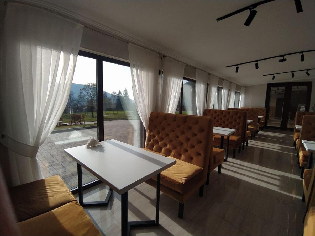 Латориця Hotel Suskovo Buitenkant foto